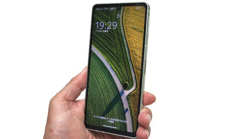 AQUOS sense8」実機で電源の切り方や再起動の方法を詳しく紹介！電源