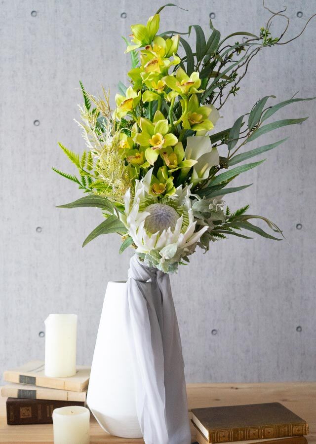 ウェディングブーケ】プロテア&カラーのウェディングブーケ ブートニア