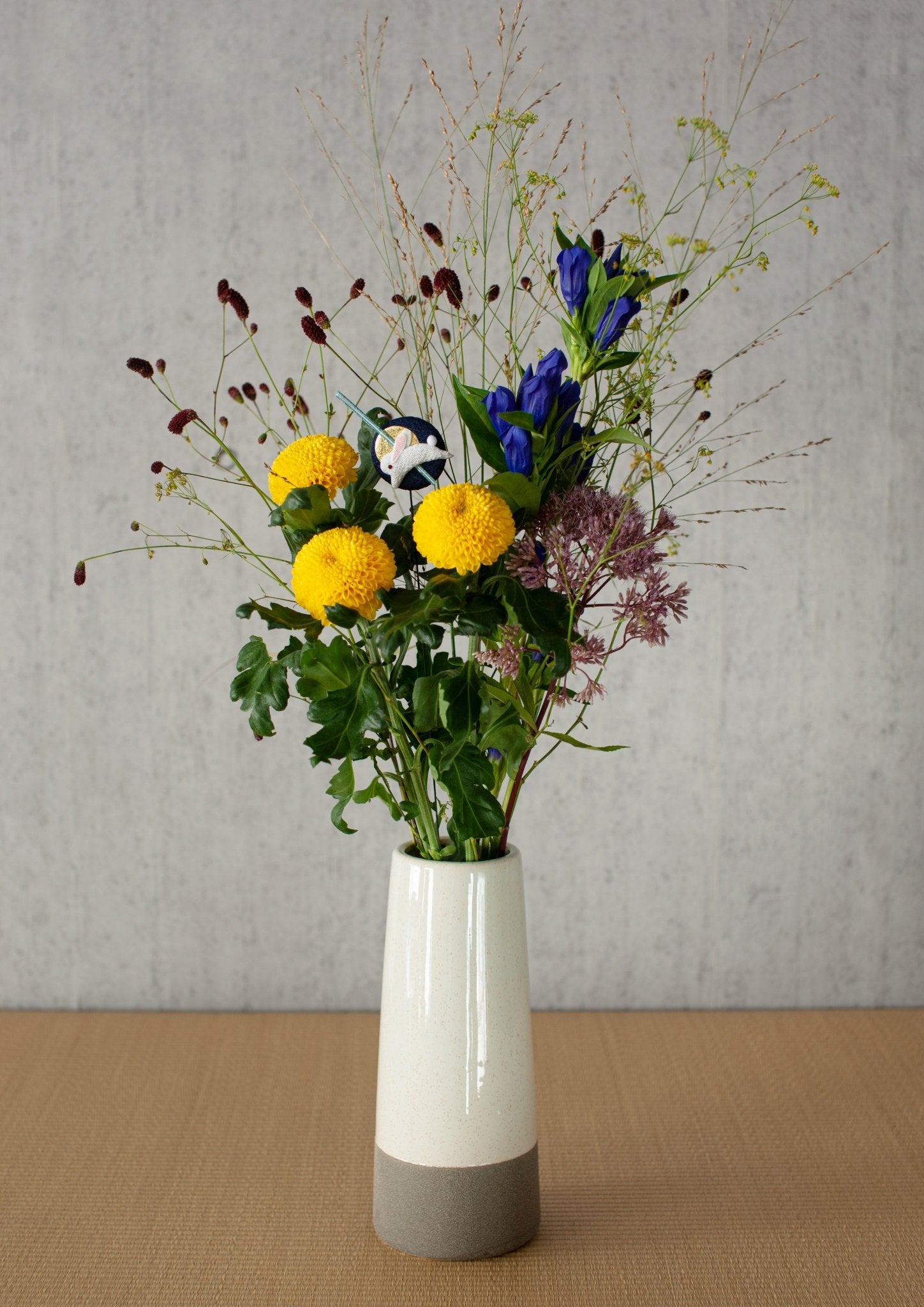 十五夜 お月見ギフト】 季節を愉しむ 秋のお月見ブーケL ＜花瓶セット