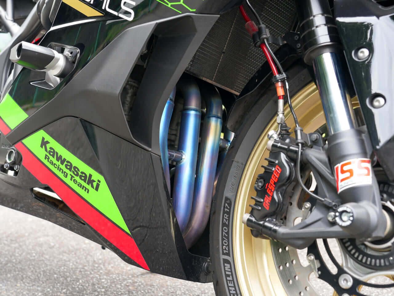 画像 No.4/9] 140万以上の愛を注いだZX-25Rカスタム! 見た目がガラリと