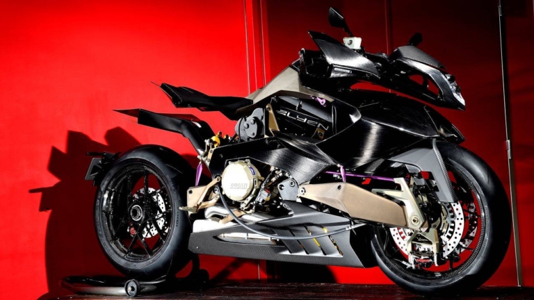 画像 No.1/39] 【世界20台限定、2288万円！のバイクが上陸】ヴァイルス