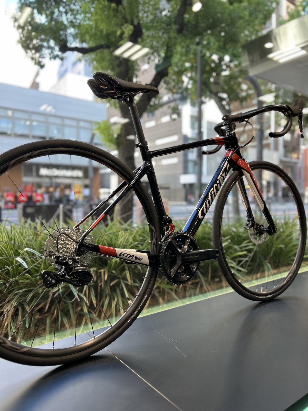 速報！】Wilier ウィリエール カーボンフレーム にシマノ105(12S)仕様