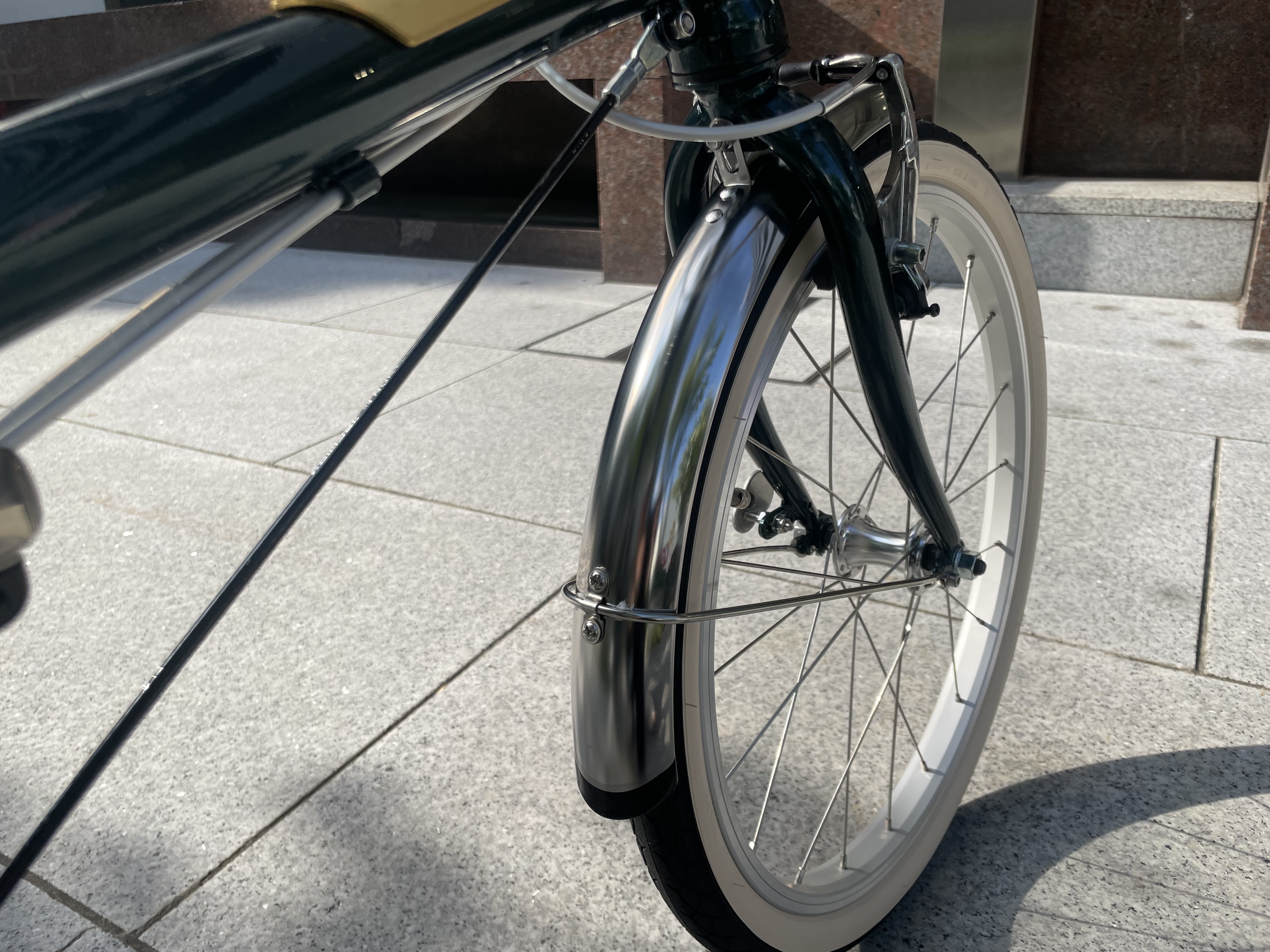 新入荷！20インチの折りたたみ自転車がカラー豊富に入荷しました