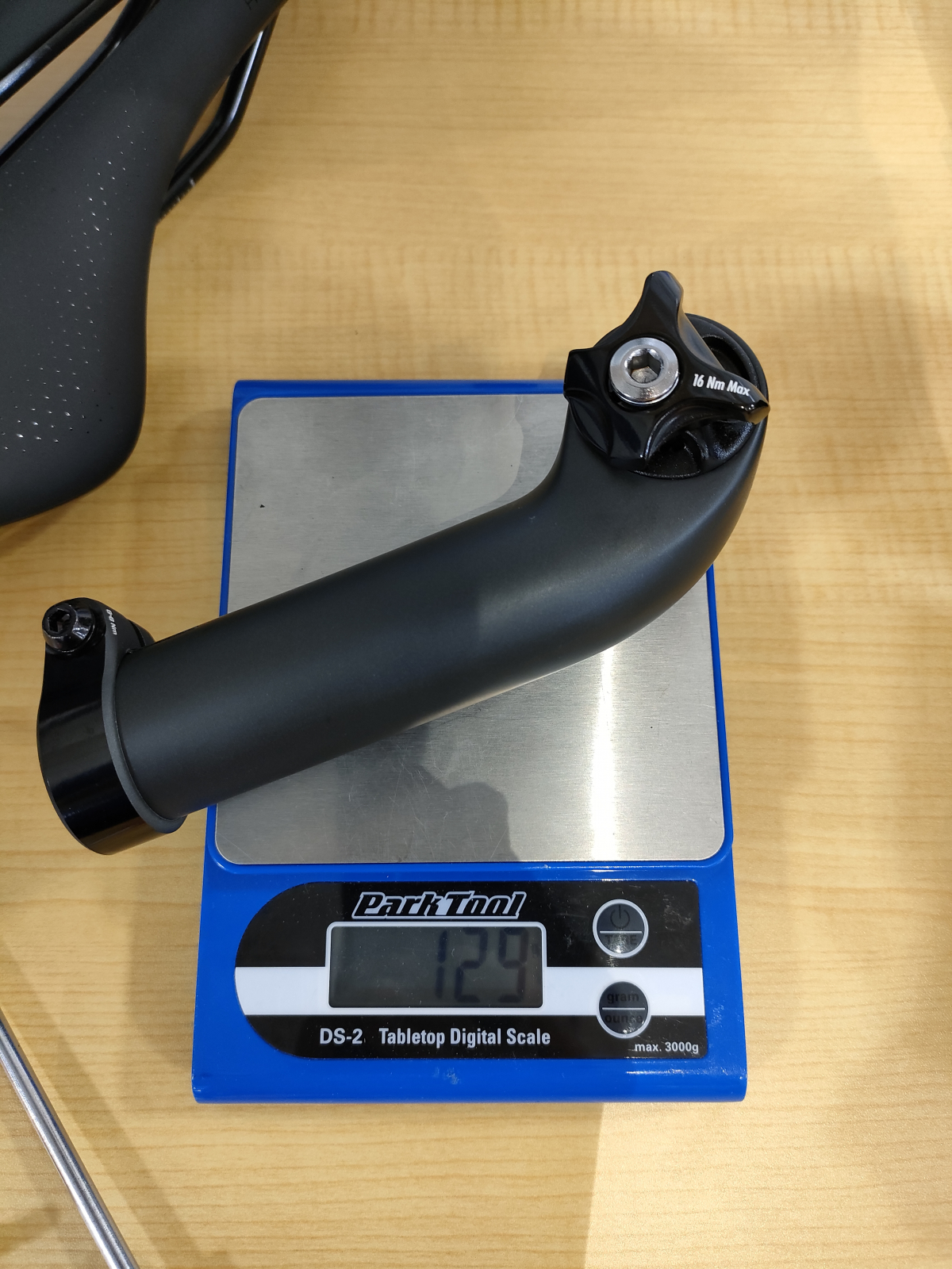 BONTRAGER】アップグレードにおすすめ！カーボンシートマストが入荷