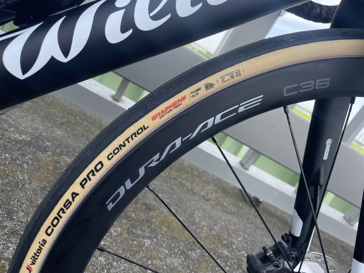 インプレ】話題のタイヤvittoria CORSA PRO使ってみました！【CONTROL