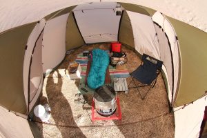 標準的なドームテントの最高峰 小川VIAGATE – 残念キャンプで