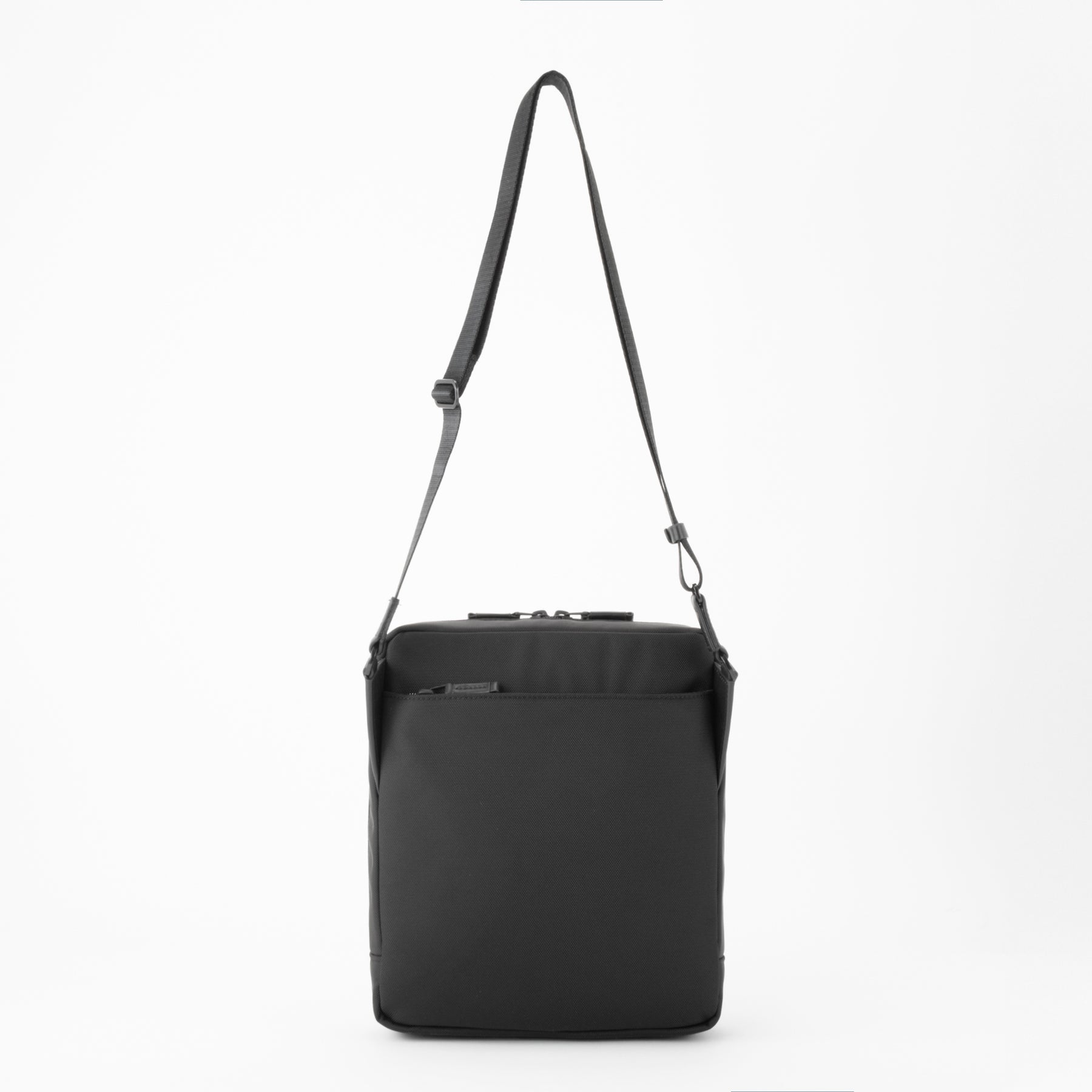 ZEST2 d | Horizontal Shoulder Bag M 81702 – ZERO HALLIBURTON