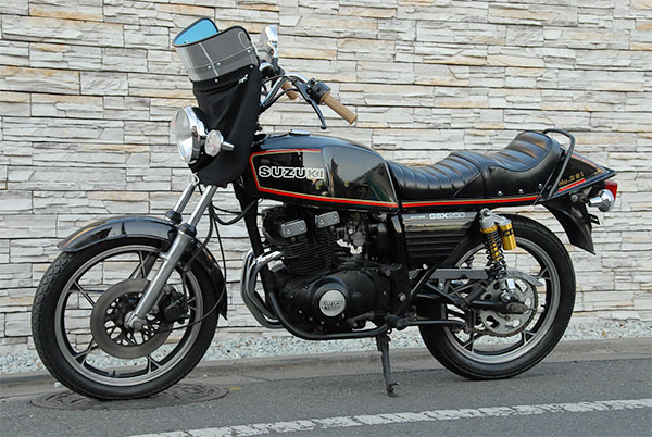 メッキ短風防/白布タレ | 旧車バイクカスタムパーツのゼットファーザー