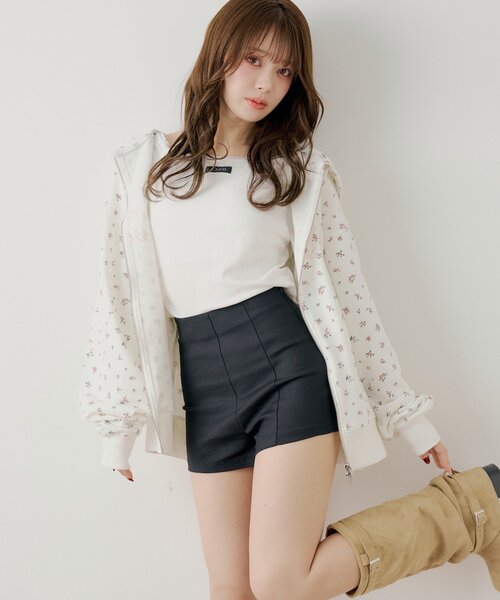 Chico（チコ） パンツ コンパクトショートパンツ レディース