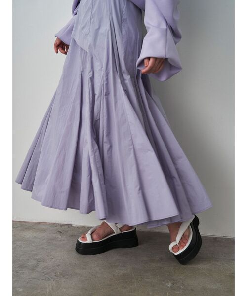 ELENDEEK（エレンディーク） スカート ナイロンボリュームフレア