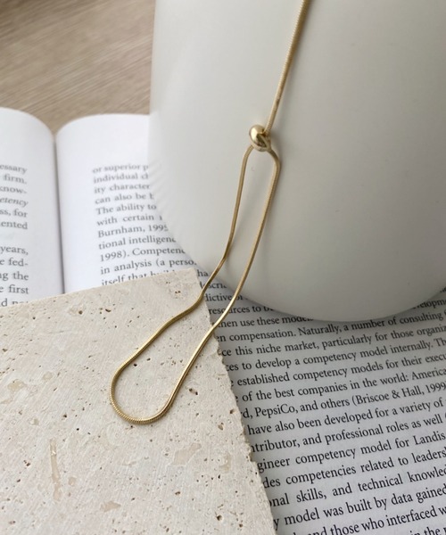 iso（イソ） ネックレス Y字スライダーボウタイネックレス レディース