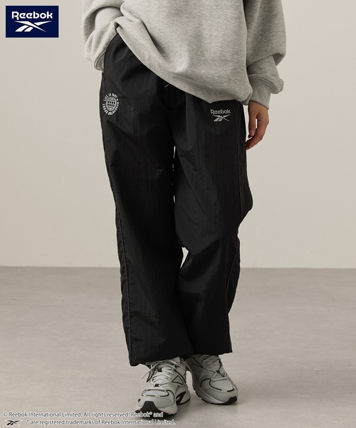 Reebok（リーボック） パンツ 別注 ロゴ刺繍 ドロスト ナイロンワイド