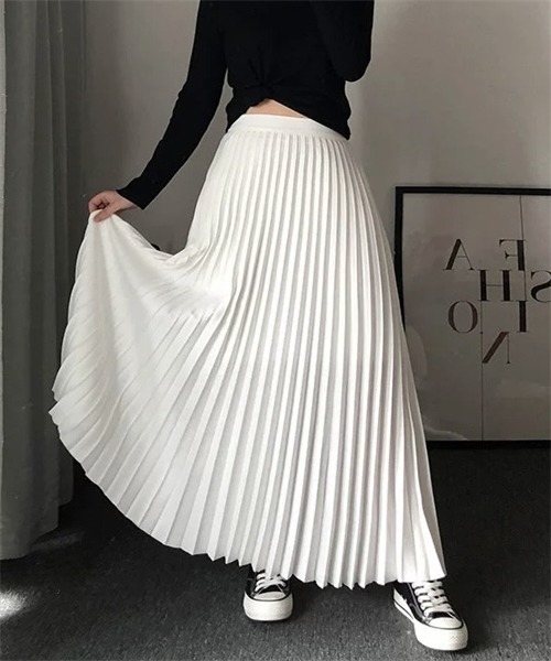 Dream garden（ドリームガーデン） スカート 光沢感あるロングプリーツ