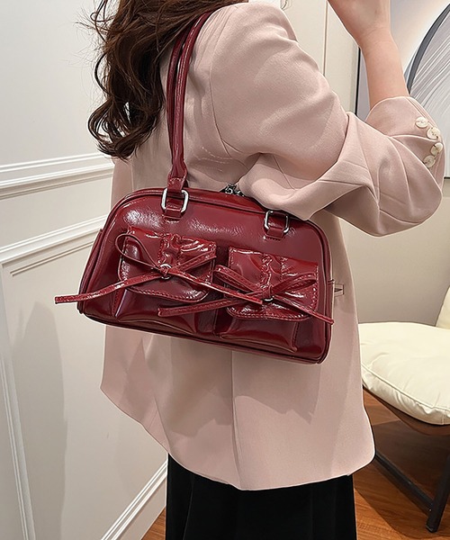 LA VORAGINE（ラ ヴォラジネ） ショルダーバッグ バッグ 外ポケット紐