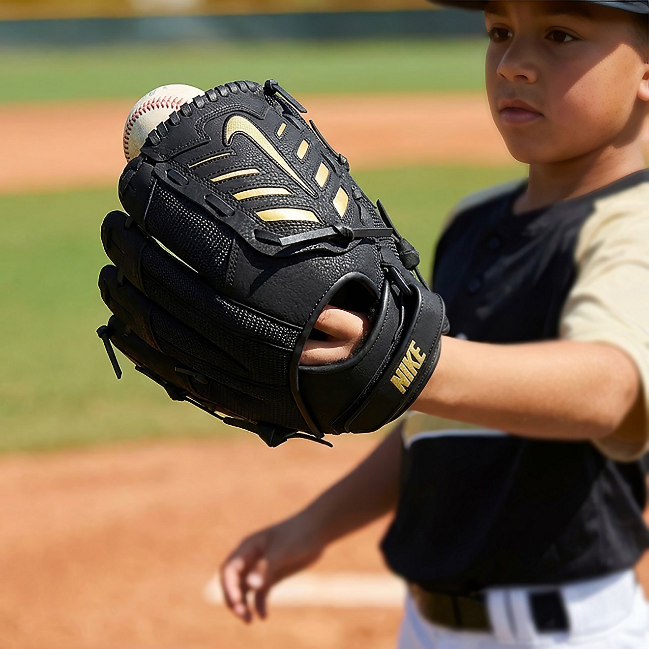 Nike Kids' Alpha Edge 11.5 in Baseball Infield/Outfield Glove