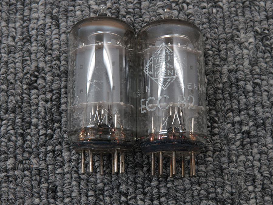 テレフンケン TELEFUNKEN ECC82 2本 ◇マーク 真空管 @29068 / 中古