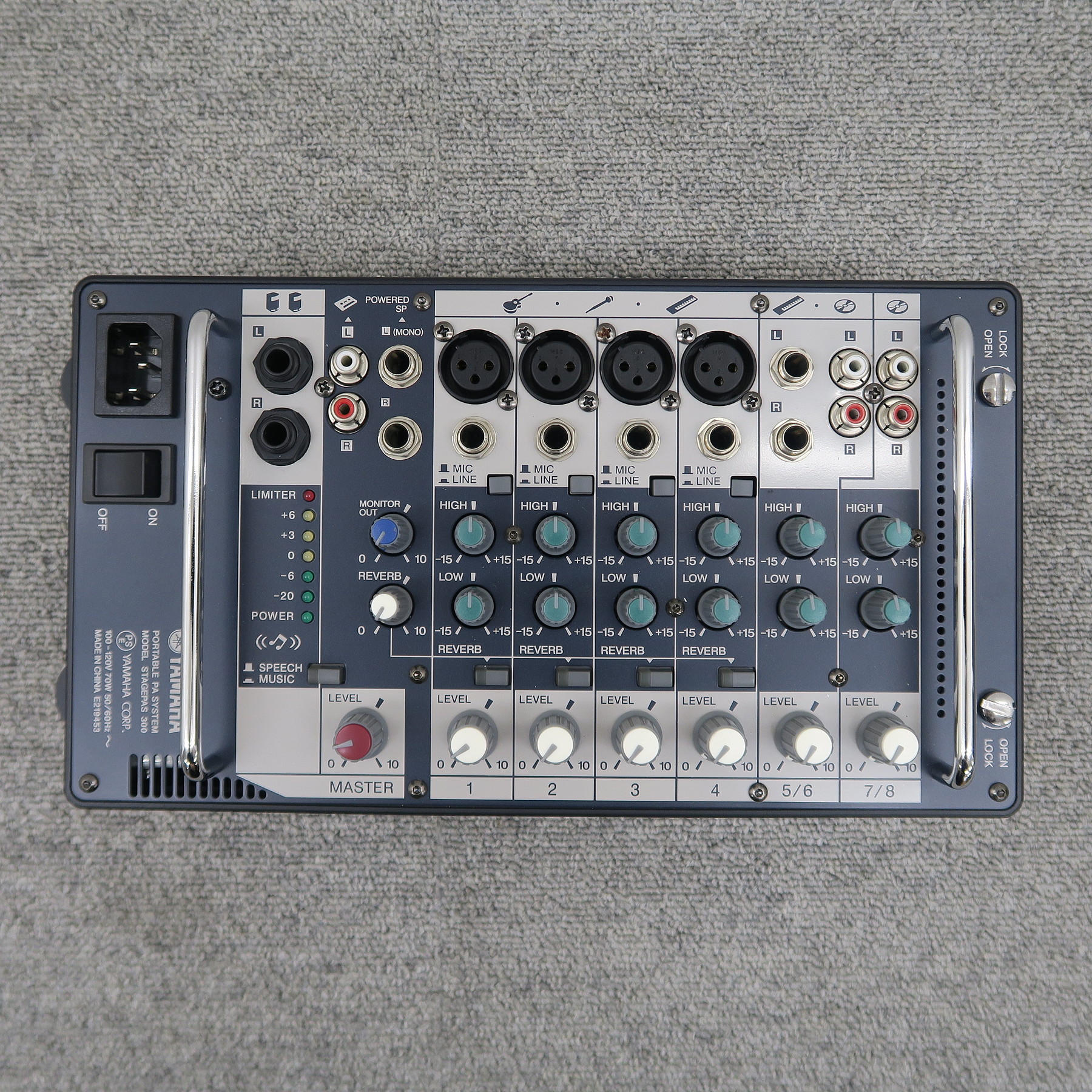 現状】YAMAHA STAGEPAS 300 PAスピーカー ヤマハ @56874 / 中古