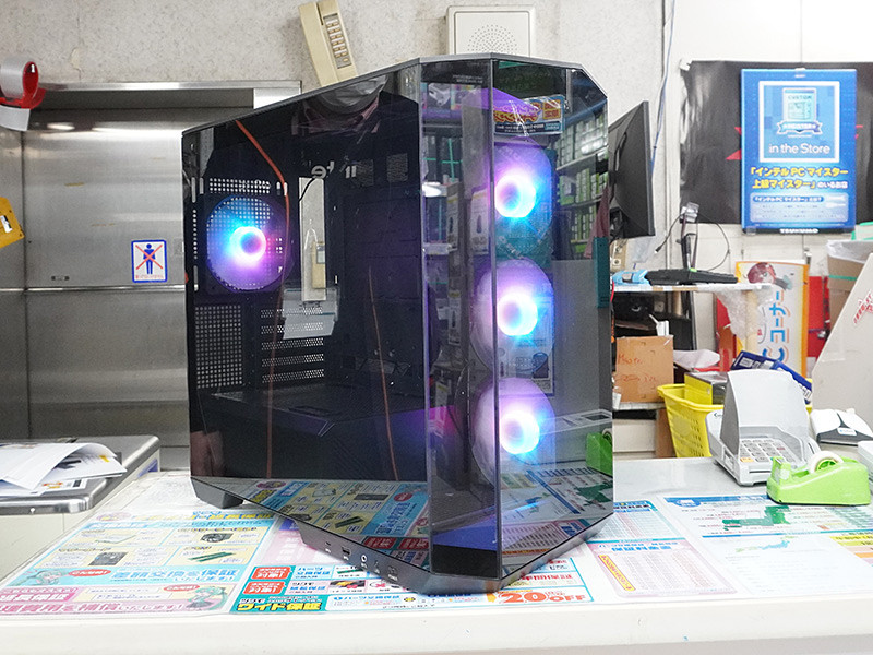 背面コネクタ対応のピラーレスPCケース「MAG PANO M100R PZ」がMSIから