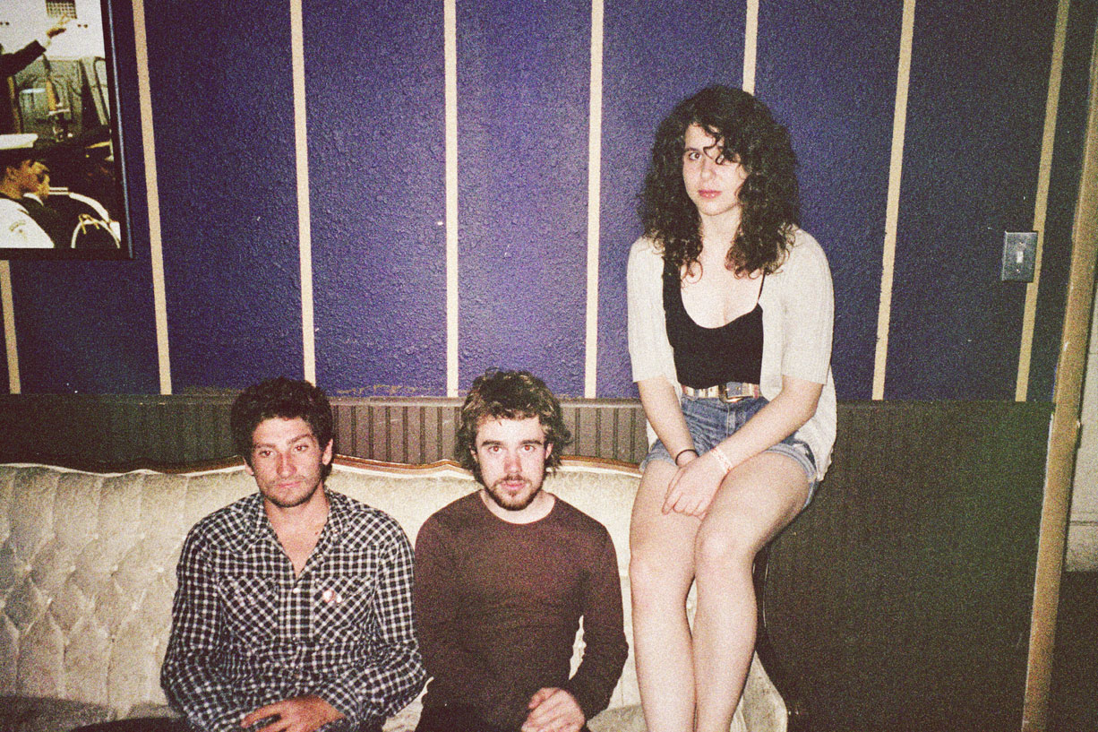 Avi Buffalo: Rock Prodigies' Trial by Fire - ALARM