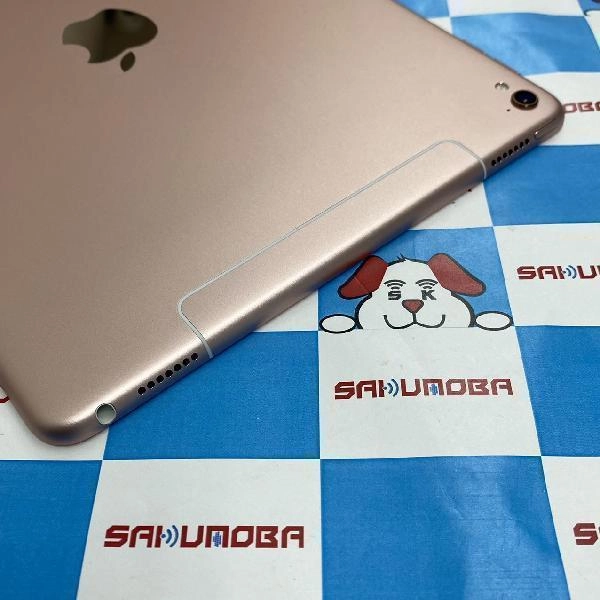 iPad Pro 9.7インチ docomo版SIMフリー 32GB MLYJ2J/A A1674 新品同様