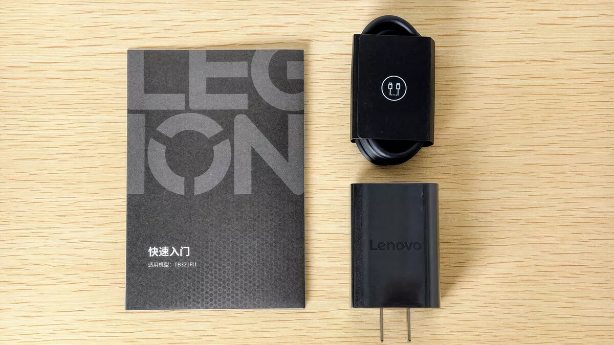 Lenovo Legion Y700 2025レビュー。8 Gen 3搭載の超パワフル8.8インチ