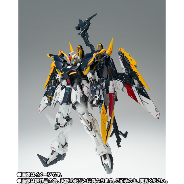 ガンダムW」“俺の姿を見た者は死んじまうぞぉ！” オリジナル飛行形態も