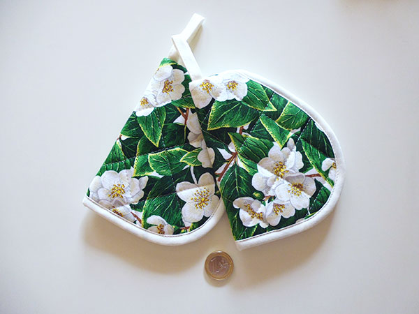 イタリア製 花柄鍋つかみ 2つセット コットン100% - Antiquarium Milano