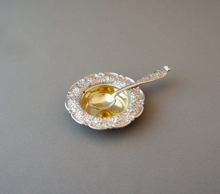 ティファニー「ソルトスプーン＆皿セット」《アンティックかとう》