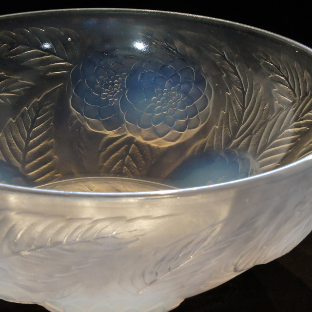 ルネ・ラリック「鉢「ダリア」」《アンティックかとう》