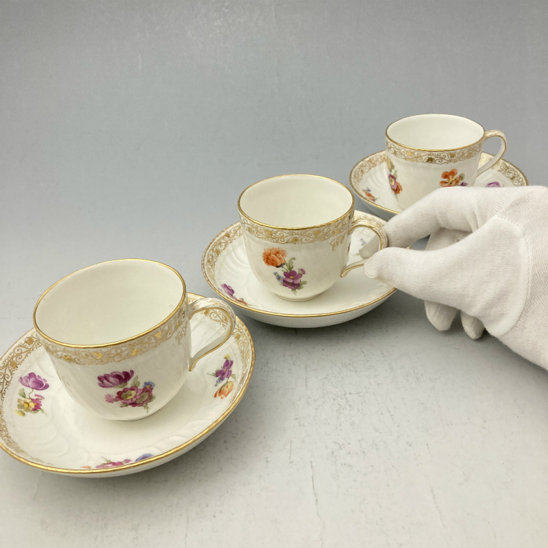 KPM ベルリン「KPM窯 花文様 コーヒーカップ&ソーサー ②