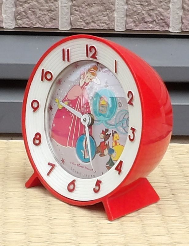 セイコー・ディズニータイム・シンデレラ・昭和40年代手巻き・靴が秒針