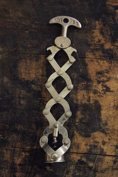 アンティークワインオープナー ZIGZAG コンセルティーナ型 フランス