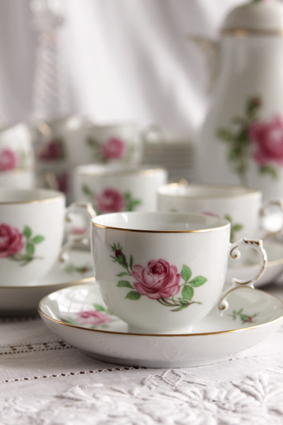 アンティークフュルステンベルグ コーヒーカップ FURSTENBERG バラ