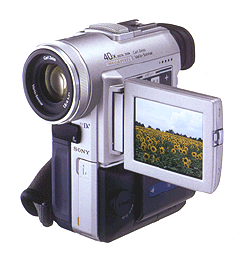 ASCII.jp：ソニー、107万画素“メガピクセル”CCD搭載のデジタルビデオ