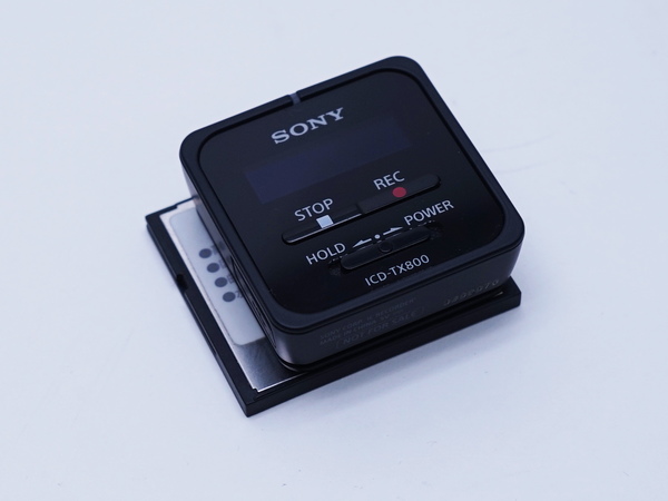とにかく操作がシンプル！ ソニーの超小型ICレコ「ICD-TX800」を