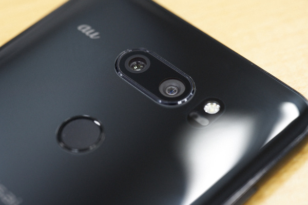 ASCII.jp：「isai V30+」のカメラ機能を検証！ デュアルレンズで遊べ！