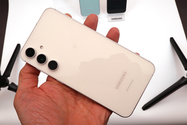 ASCII.jp：「Galaxy S23 FE」国内発売！ ハイエンド級の性能と機能を