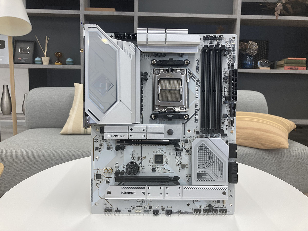 ASCII.jp：AMD X870チップセットが持つアドバンテージを余すことなく