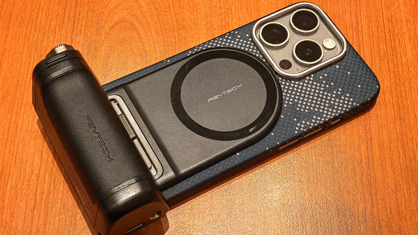 PGYTECHの分離式スマホ用カメラグリップ「MagCam」が使いやすい