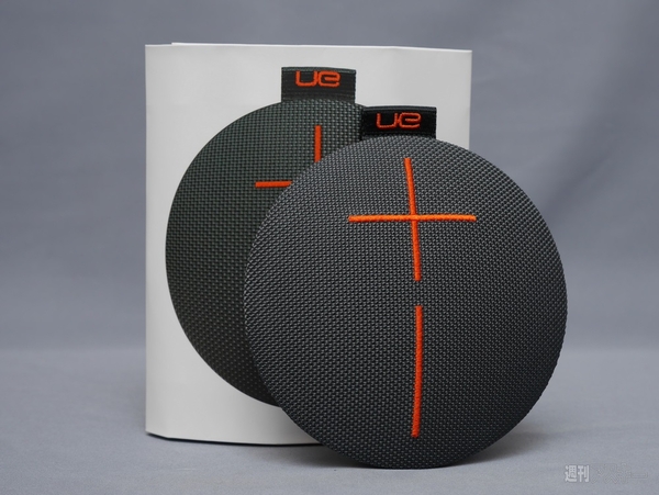お風呂に沈んでも大丈夫なBluetooth防水スピーカー『UE Roll』が1万円