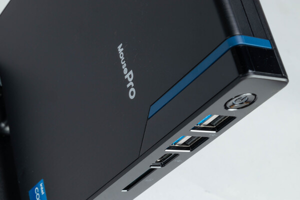 ASCII.jp：デスクトップで作業したい、でもスペースがない……を解決する方法