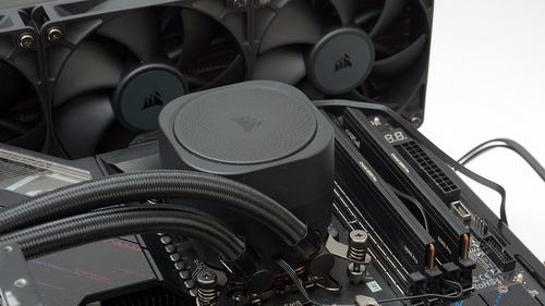 シンプルイズベストの極み！CORSAIRの360mm水冷「NAUTILUS 360 RS