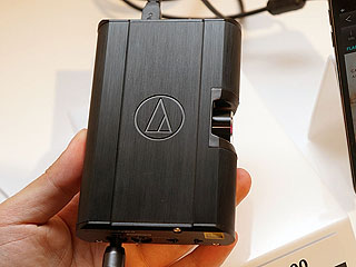 オーテク、ESS DAC/DSD対応の本格ポータブルヘッドフォンアンプ「AT