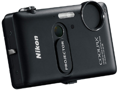 ニコン、iPhoneが接続できるプロジェクター内蔵デジカメ - デジカメ