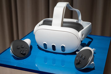 レビュー】MR機能の進化が凄い 新定番VRゴーグル「Meta Quest 3