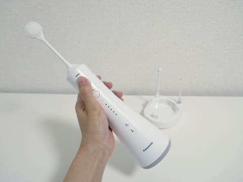 優しく舌を磨くジェットウォッシャー ドルツ、マスクで気になる口腔