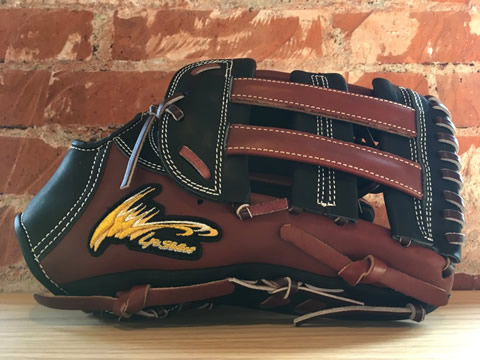 筒香選手モデルグローブ付チケット発売決定！ ｜ 横浜DeNAベイスターズ