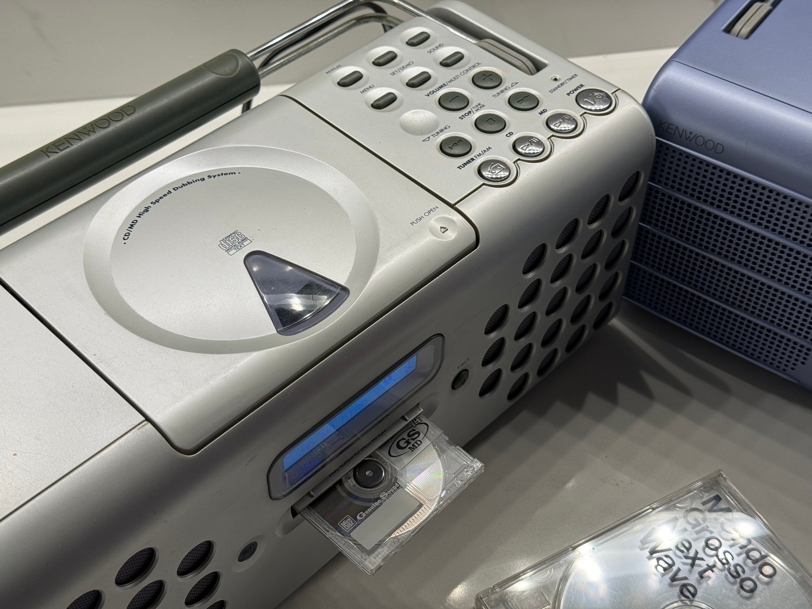 Kenwood MD Personal Stereo System MDX-02 | Retro-Ko