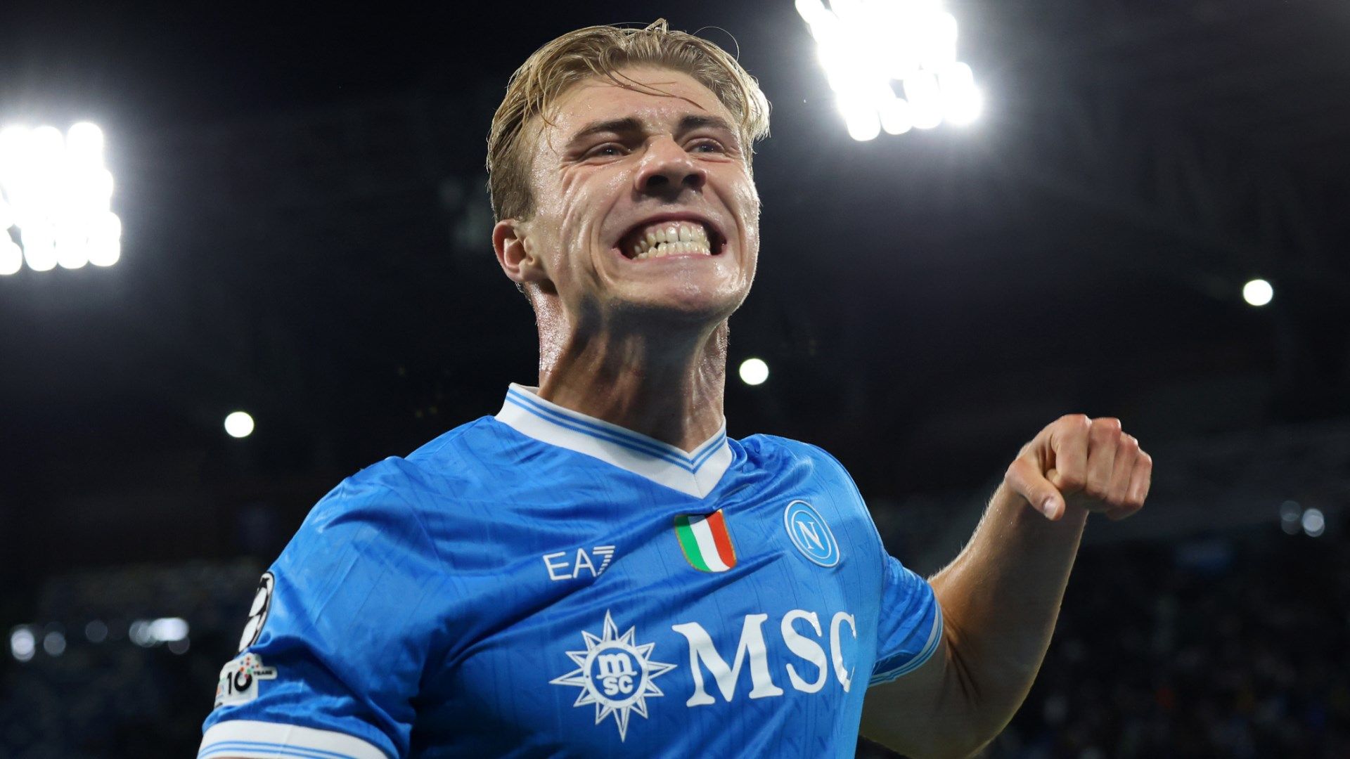 ナポリでタイトル獲得のホイルンド、マンチェスター・ユナイテッドへ