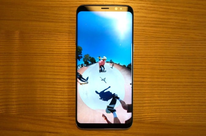 買うならどちら？Galaxy S8/S8+徹底レビュー Gear VRとの相性も確認